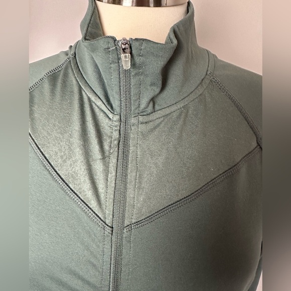 EUC C9 by Champion Full, Zip-Up Jacket - Picture 3 of 10